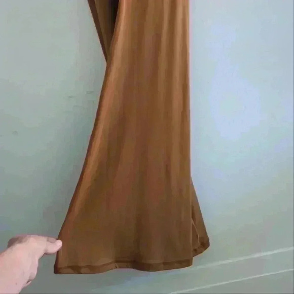 AERIE | OFFLINE Women's Mustard Brown Ruched High-Rise Flare Leggings - Picture 6 of 8